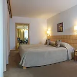 Royal Square Htl Hotel
