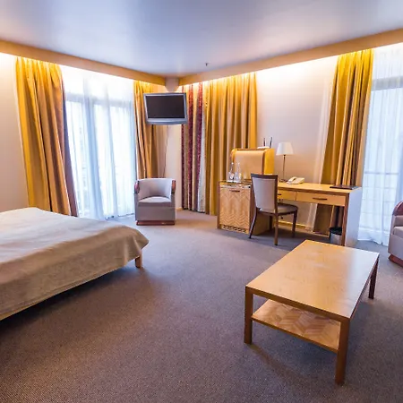 Hotel Royal Square Htl