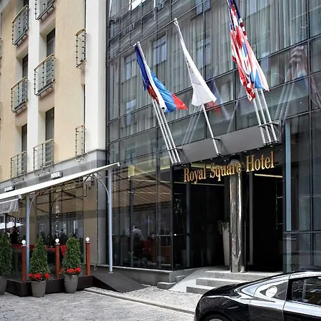 Ξενοδοχείο Royal Square & 5*