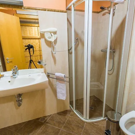 Royal Square Htl 5* ריגה
