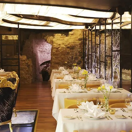 Royal Square Htl Hotel 5*