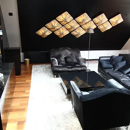 מלון Royal Square Htl 5*
